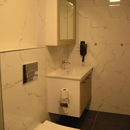 Ξενοδοχείο Lizbon